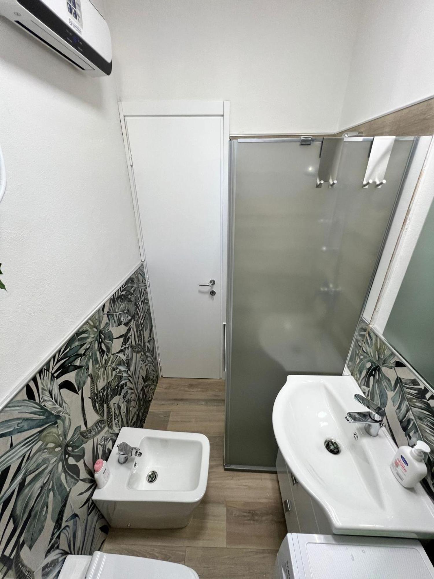 5 Terre Express Migliarina Apartment ลาสเปเซีย ภายนอก รูปภาพ